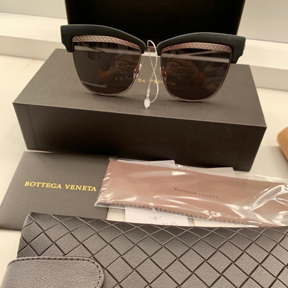 Bottega Veneta SunGlasses